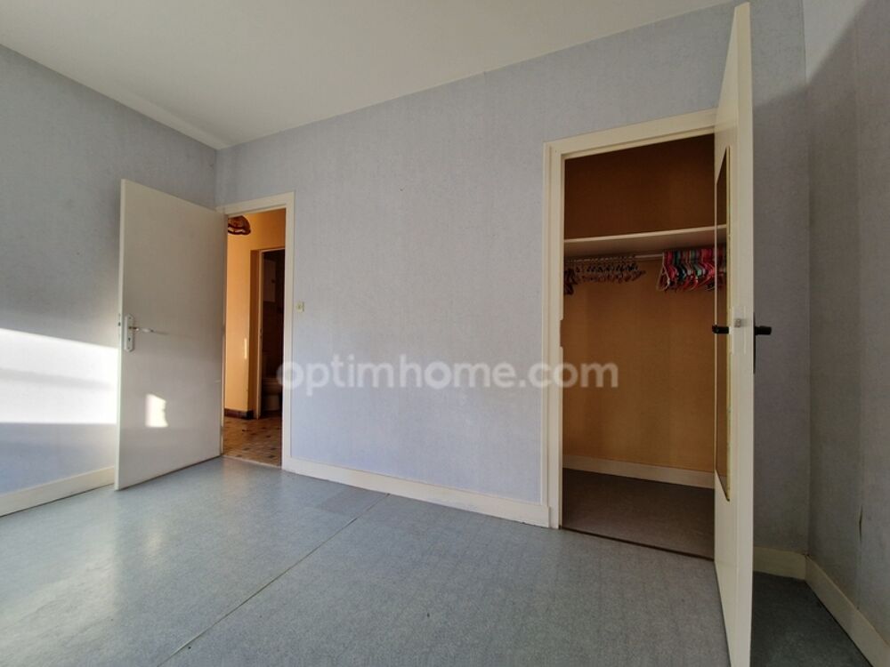 Maison de 73m², 4 pièces, 2 chambres sur un terrain de plus de 1000 m²