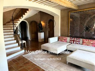  Proprit/chteau  vendre 9 pices 300 m