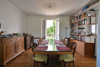  Propriété/château à vendre 9 pièces 290 m²