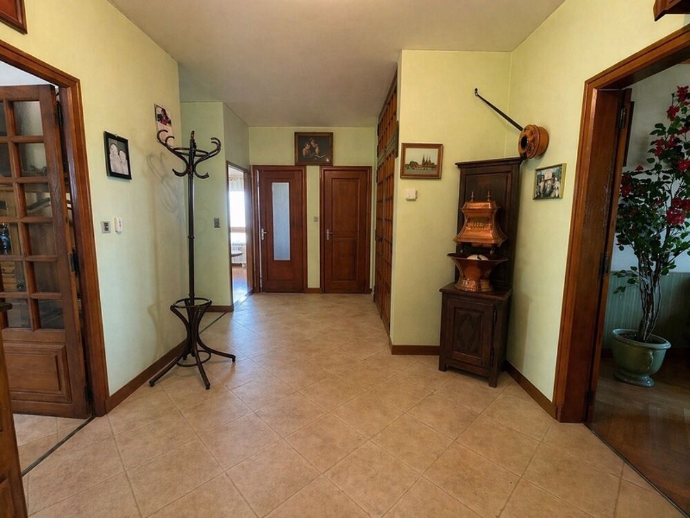 MAISON 6 PIECES 141 M2