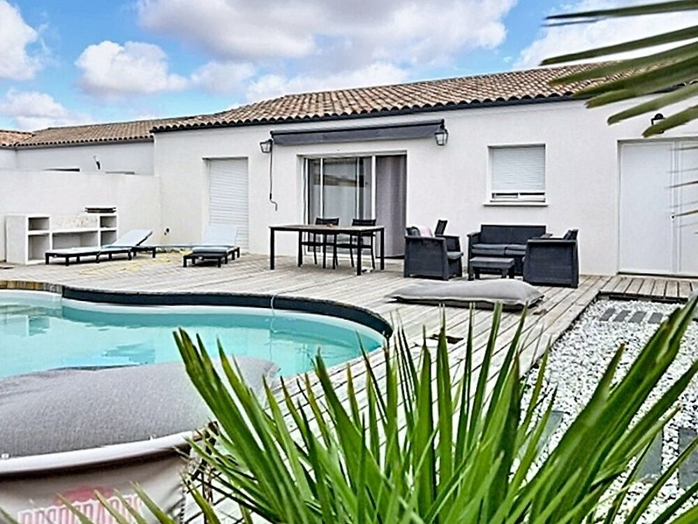 Maison de plain-pied - 2019 - 83 m² - 3 chambres - Jardin, piscine et garage