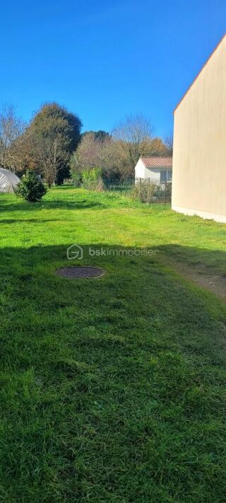  Terrain à vendre 834 m²