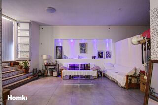  Immeuble à vendre 8 pièces 285 m²