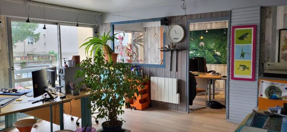   Bureau 