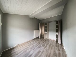  Appartement à louer 3 pièces 66 m²
