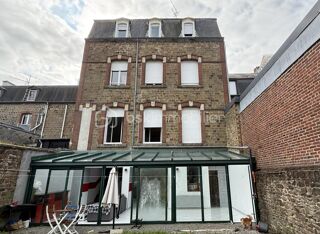  Immeuble à vendre 11 pièces 312 m²