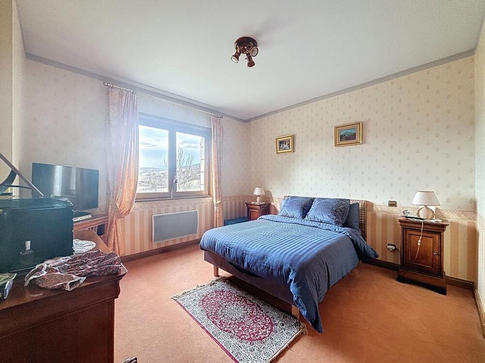 � vendre  Villa La Roche-Blanche (63670)