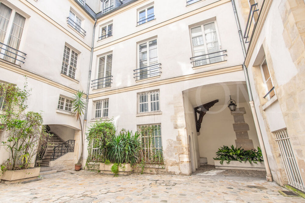 Vente Appartement EXCLUSIVITÉ - HÔTEL DES ABBÉS DE FÉCAMP Appartement 3 pièces en duplex Paris 6