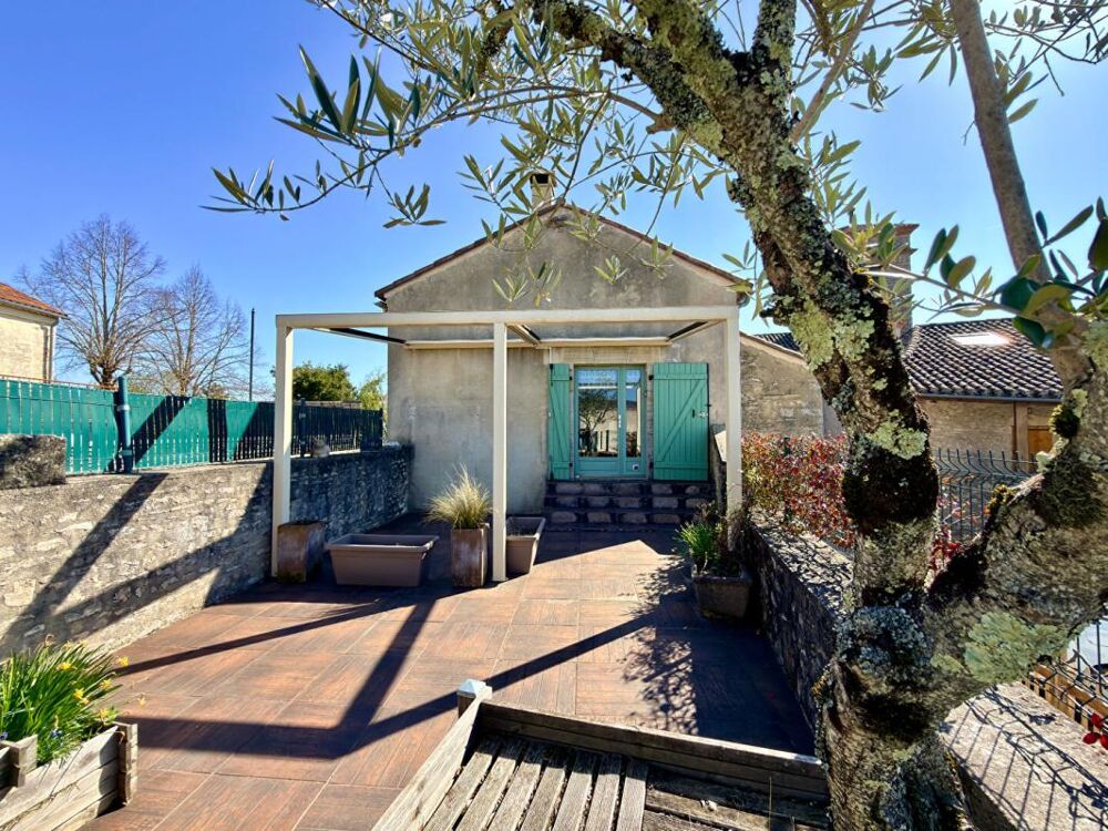 Maison en pierre T3 avec terrasse