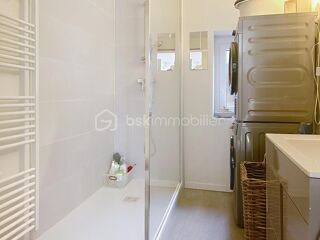  Immeuble à vendre 8 pièces 174 m²