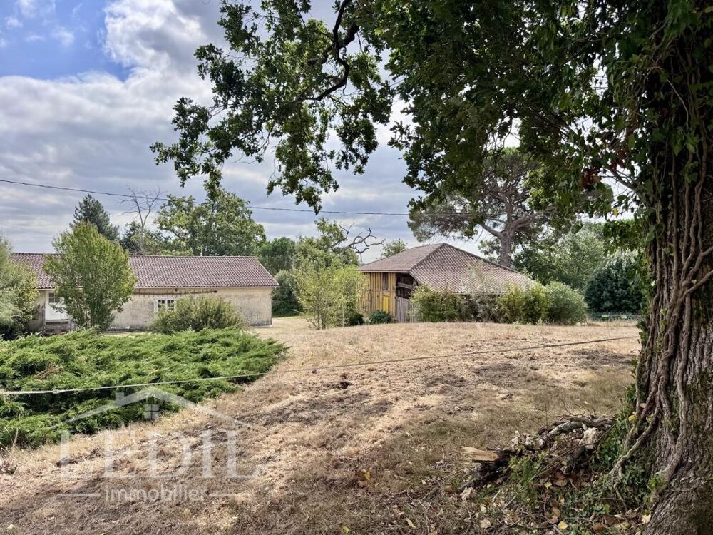 Propriété de caractère sur 2,5 ha avec vue, deux habitations et dépendances