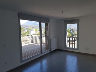  Appartement à louer 2 pièces 42 m²