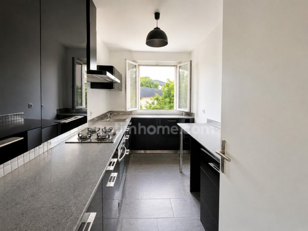 CHATOU (78) - APPARTEMENT 100M2 - 5 PIECES - 2 CHAMBRES POSSIBILITE 3 - RESIDENCE DE STANDING LA FRANCILIENNE - LUMINEUX - BALCO