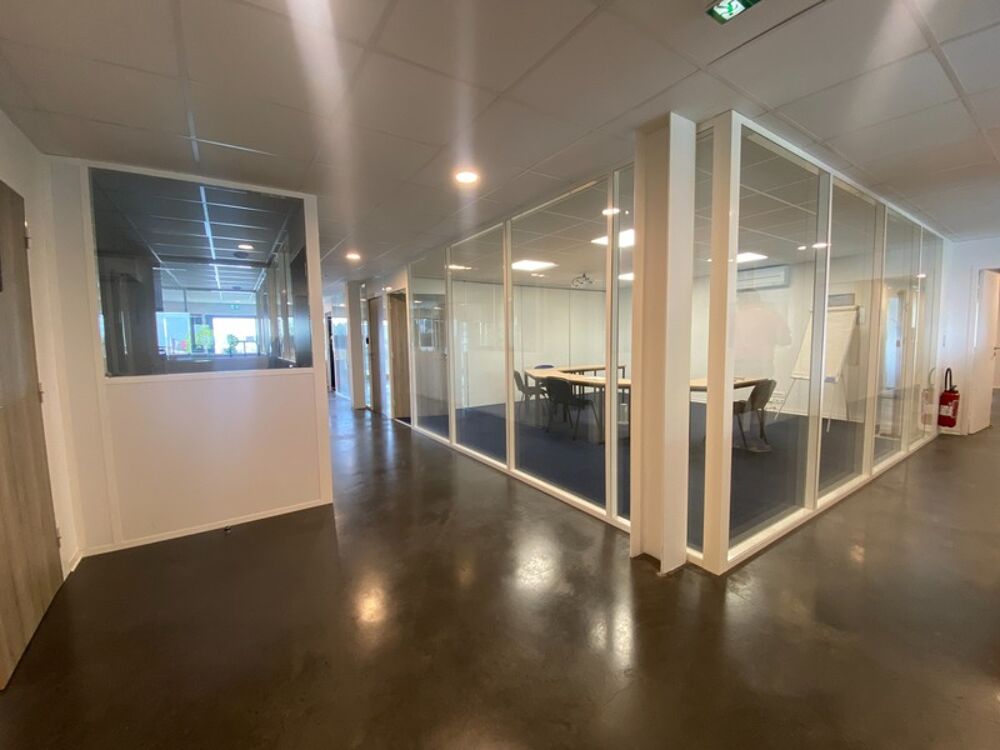   Locaux professionnels / Bureaux 347 m² - Artigues-près-Bordeaux Artigues pres bordeaux