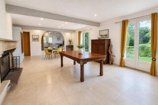  Propriété/château à vendre 13 pièces 335 m²