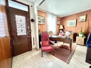  Propriété/château à vendre 8 pièces 130 m²