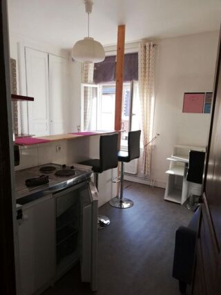  Appartement à louer 1 pièce 22 m²