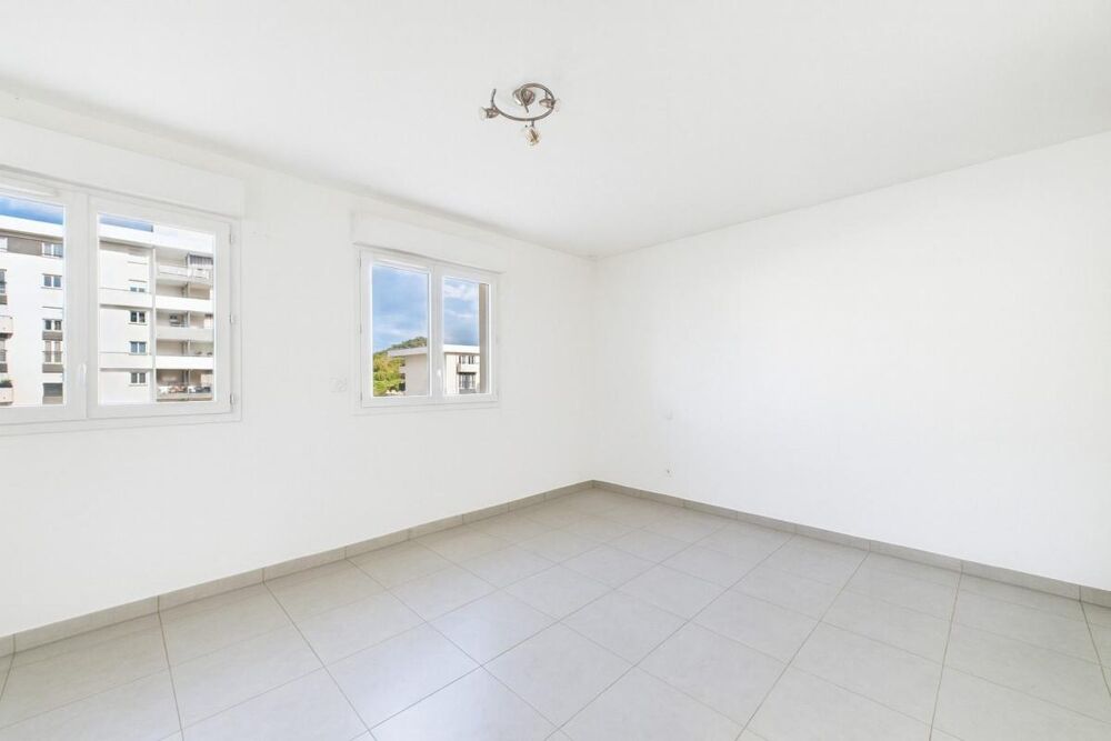 Vente Appartement F1 A VENDRE CARRE BODICCIONE AJACCIO Ajaccio