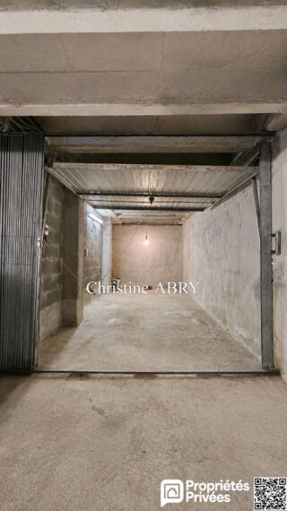  Parking / Garage à vendre 1 pièce 13 m²