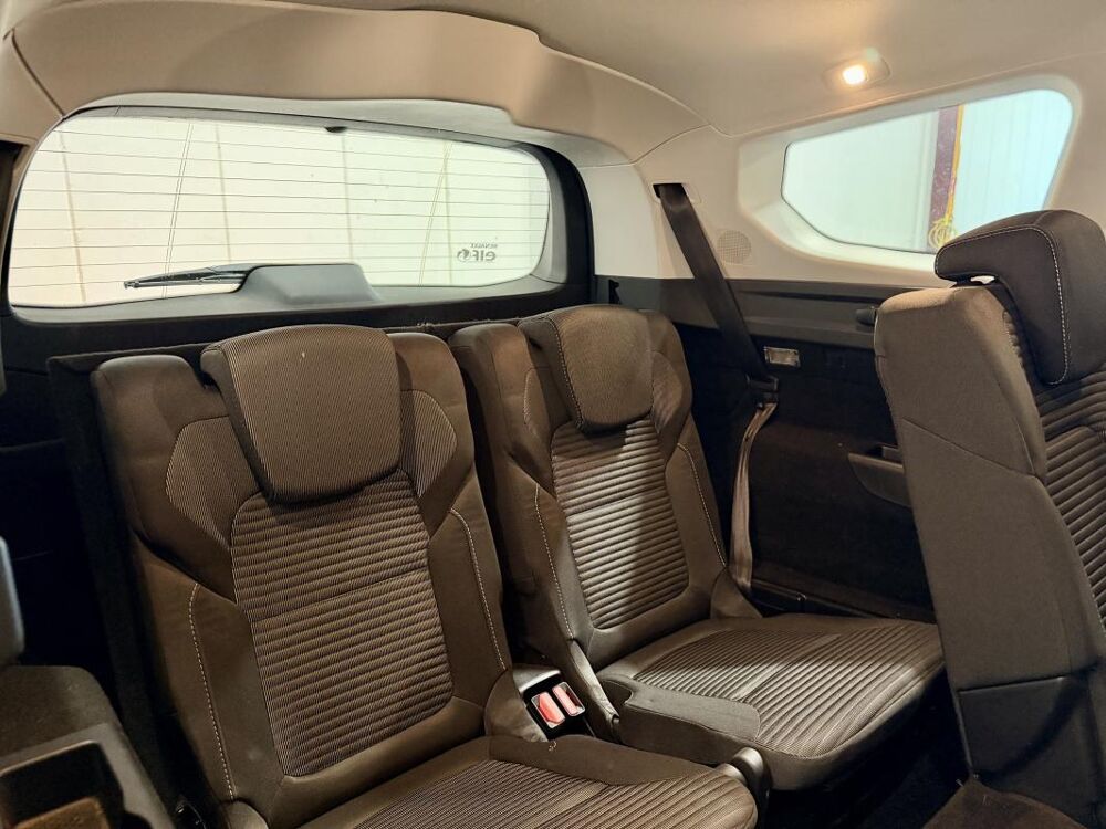 Grand scenic IV 1.3tce 140ch Boite Auto *7 Places 2020 occasion 59700 Marcq-en-Barœul
