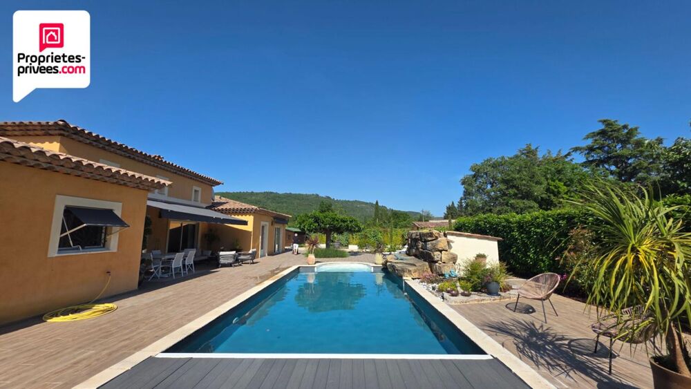 VILLA PLAIN PIED 7 PIECES 203 m2 PISCINE ET TERRAIN PAYSAGER DE 2500 M2