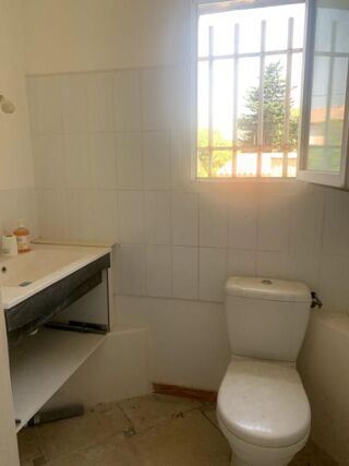  Parking / Garage � vendre 4 pi�ces 214 m�