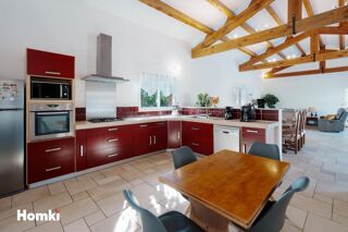  Maison à vendre 8 pièces 227 m²