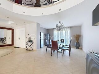  Villa à vendre 6 pièces 360 m²