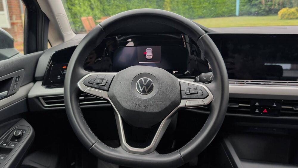 Golf 2.0 TDI 115 DSG7 Life 1st - Automatique 2022 occasion 62120 Aire Sur La Lys