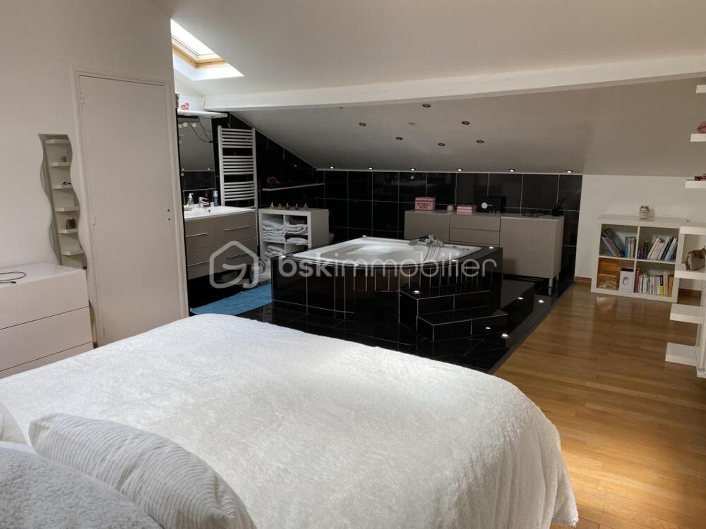à vendre  Maison Rosny-sous-Bois (93110)