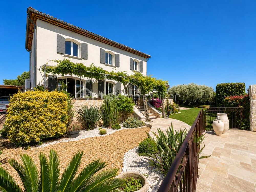 Vente Villa Villa d'Exception au Muy ! Piscine, Pool House & Prestations Haut de Gamme Le muy