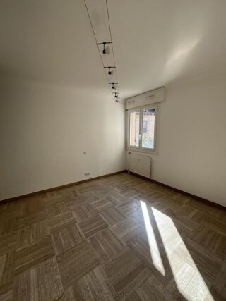  Appartement à louer 3 pièces 63 m²