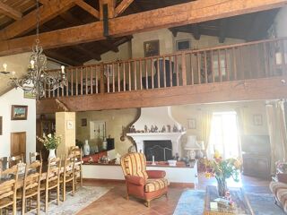  Propri�t�/ch�teau � vendre 8 pi�ces 300 m�