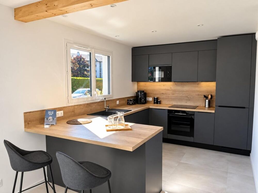 Vente Maison 4 PIÈCES de 100m² + TERRASSE + POTAGER + PARKING - SILLINGY Sillingy