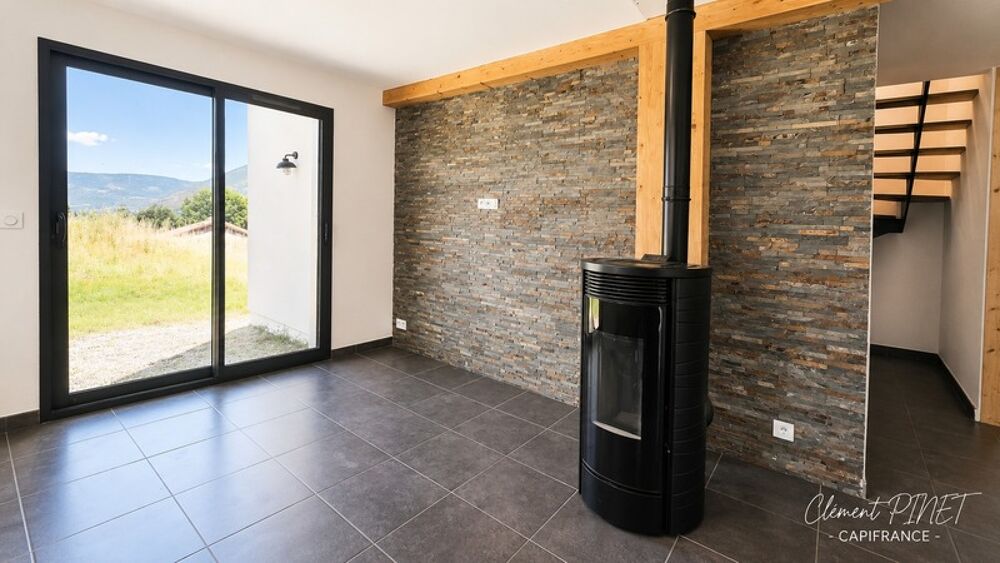 Maison contemporaine de 2018  113 m²  4 chambres  Terrain de 1 107 m²