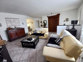  Maison  vendre 6 pices 135 m