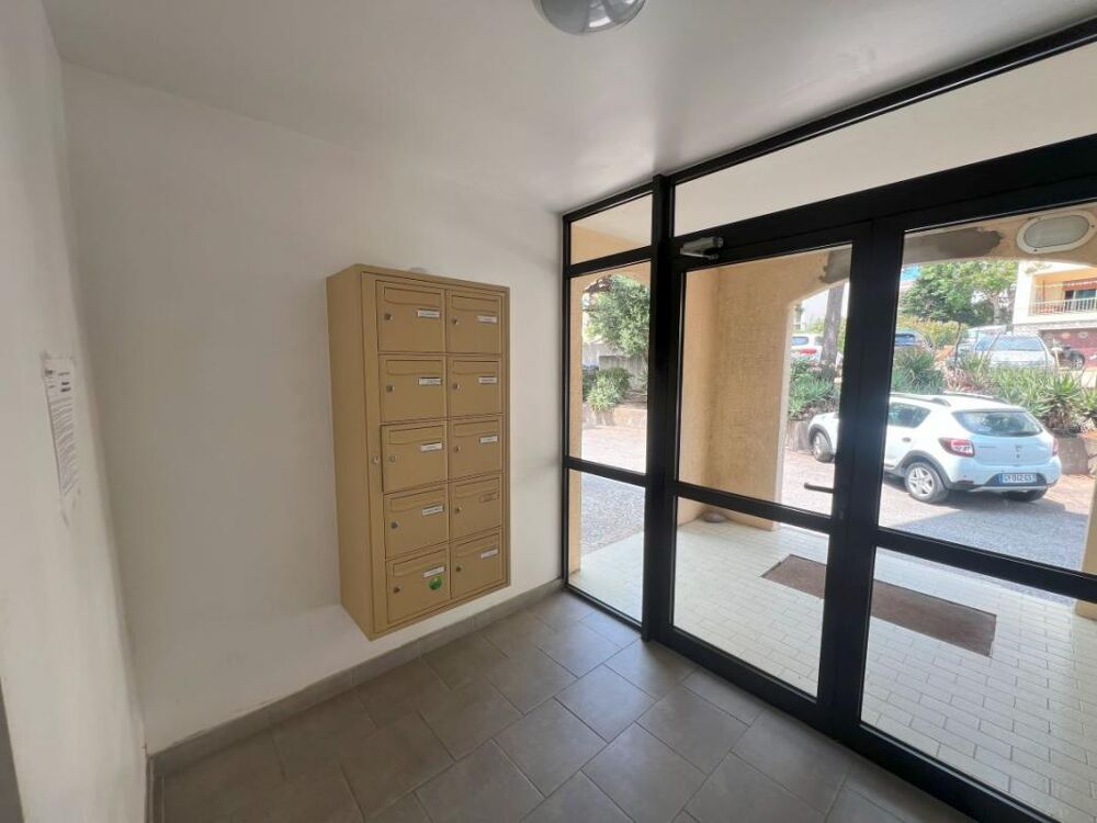 Duplex 3 pièces derniers étages - véranda & balcon, vue mer imprenable à Calvi