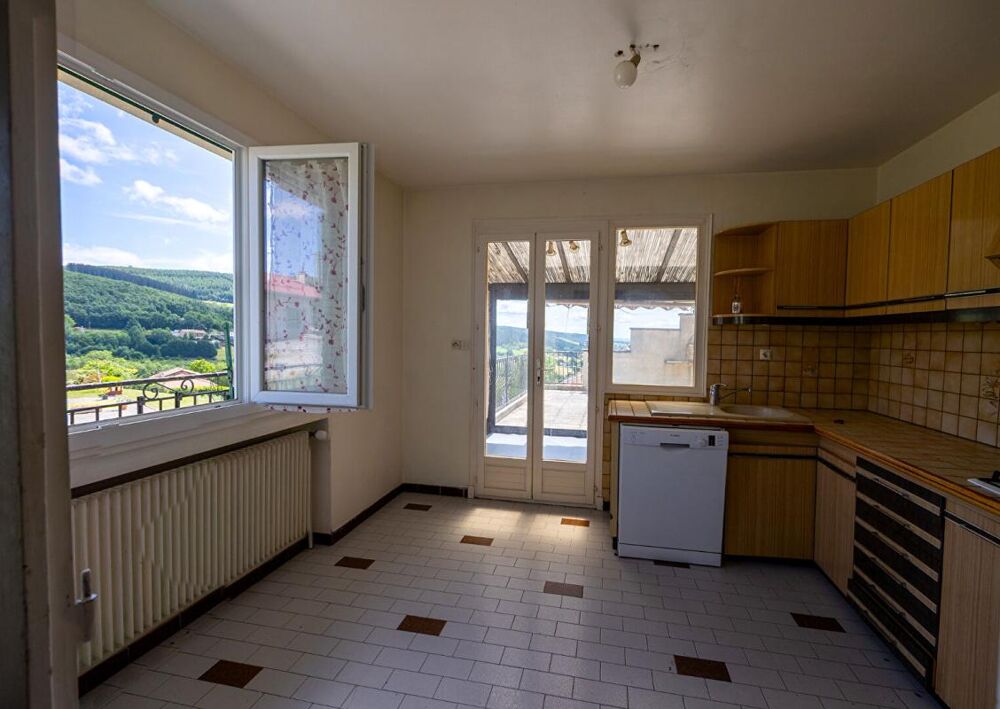 Vente Villa Villa T4 au calme avec 160 m² d'ateliers : idéal artisan, collectionneur ou projet locatif Violay