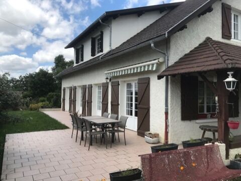   Dans le departement 64 une maison de type contemporain 8 pi�ces sur 198 m� et 2000 m� de terrain arbor�, avec trois places de ga Maison - 8 pi�ce(s) - 198 m�
