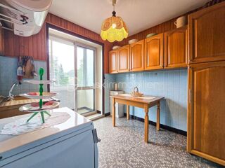Vente Appartement Appartement 52 m² – 2 chambres – Balcon, loggia, cave et parking – Saint-Martin-d'Hères Village Saint martin d heres