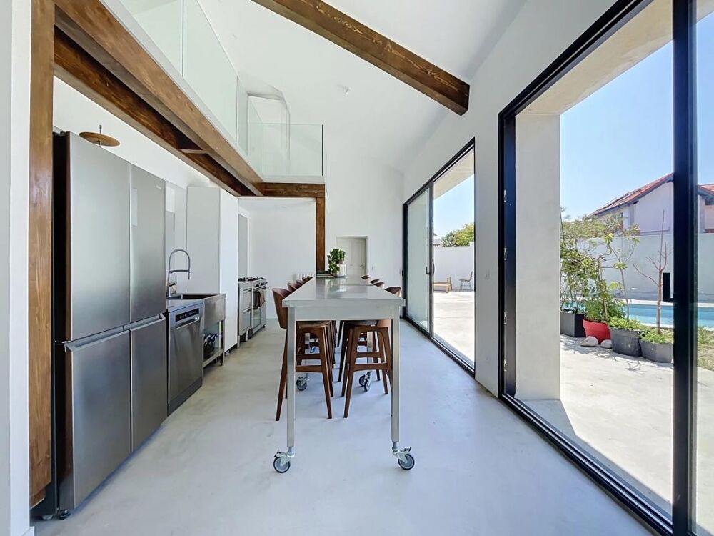 Maison rénovée avec piscine de 5 pièces de 150 m² à Anglet