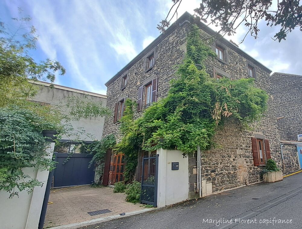 Maison 7 pièces 262 m² · à Aubiere · 262 m² · 530 000 €