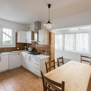  Maison  vendre 7 pices 175 m