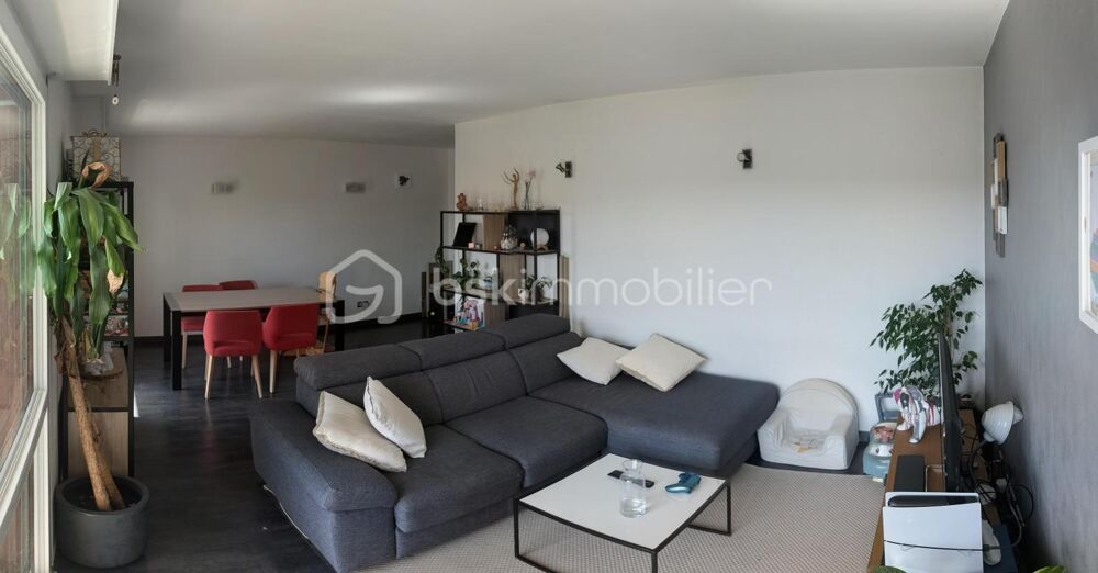 Superbe F3, entièrement rénovée avec un grand séjour de 26m²