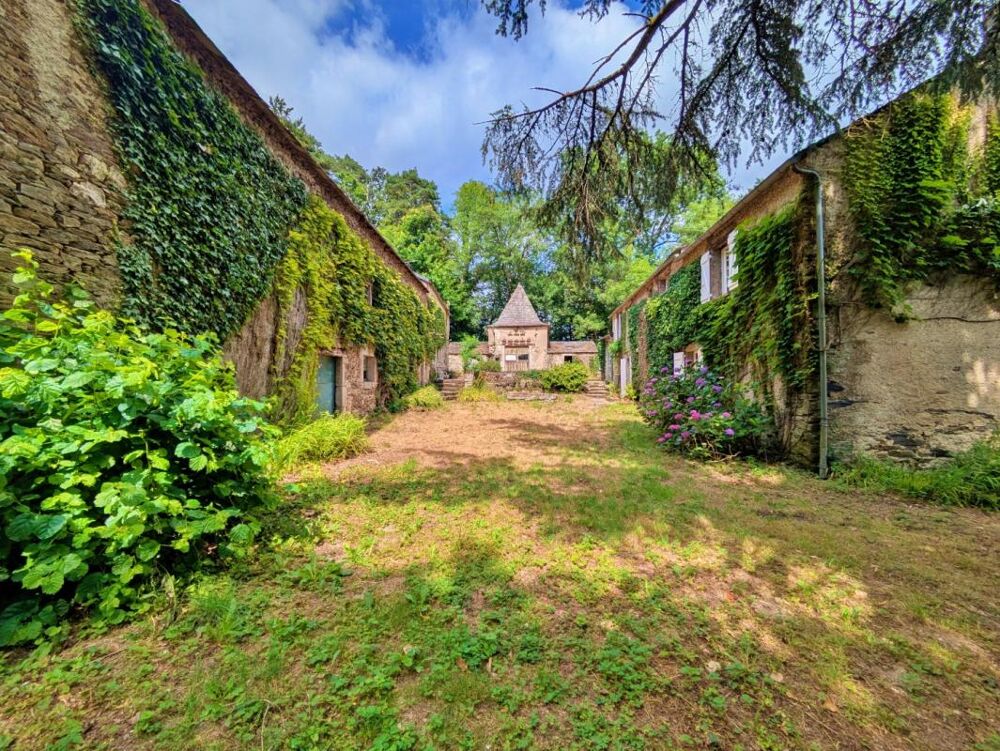 Maison 8 pièces 158 m² · à Vabre · 158 m² · 265 000 €