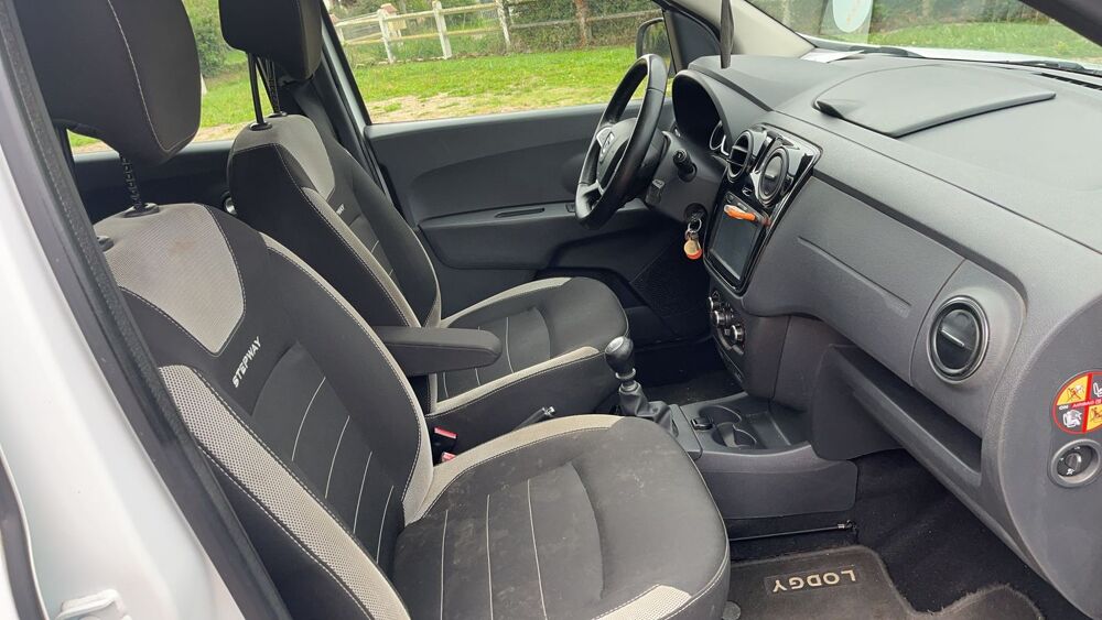 Lodgy 1.5 Blue dCi 115 Stepway - 5 places 2018 occasion 58400 Champvoux