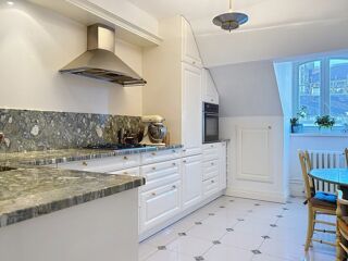  Appartement à vendre 5 pièces 153 m²