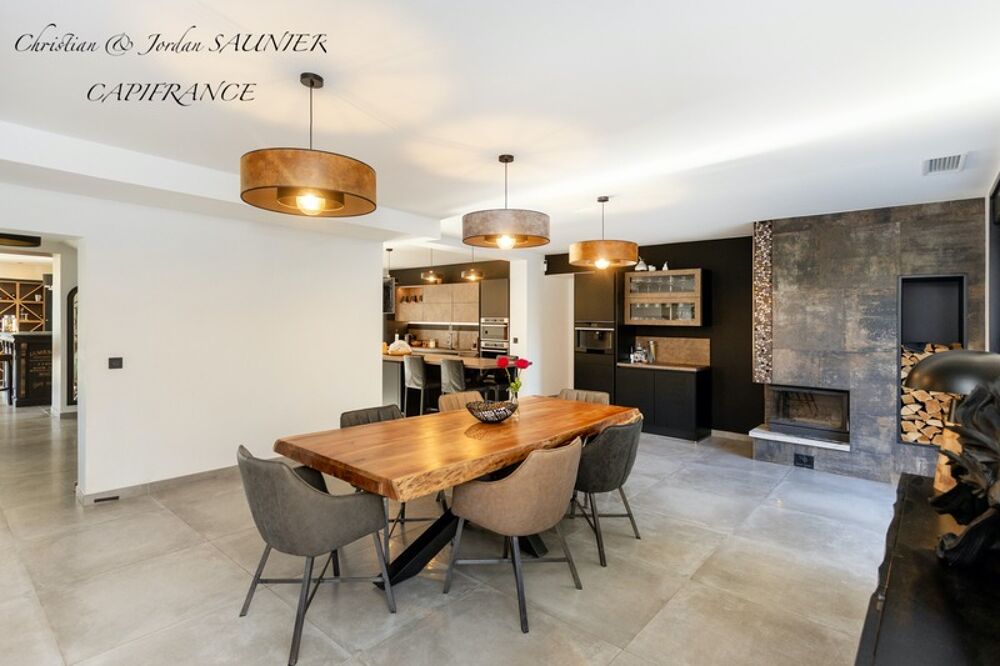 à vendre  Propriété/château Revel (31250)