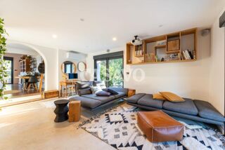  Maison � vendre 7 pi�ces 220 m�