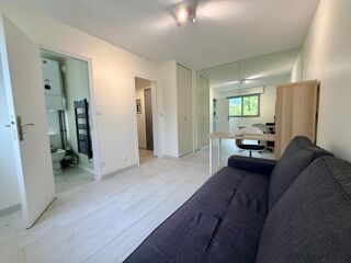  Appartement à louer 1 pièce 18 m²